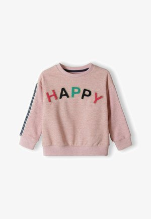 Roza pulover s krojnim ovratnikom, ki ima na sprednji strani večbarvno vezeno besedo "HAPPY" in mornarsko modre detajle ob rokavih.