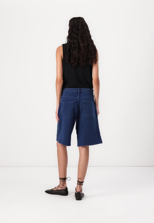 LONGLINE SHORT - Denim shorts - medium indigo2