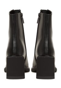 Cesare Gaspari Ankle boot