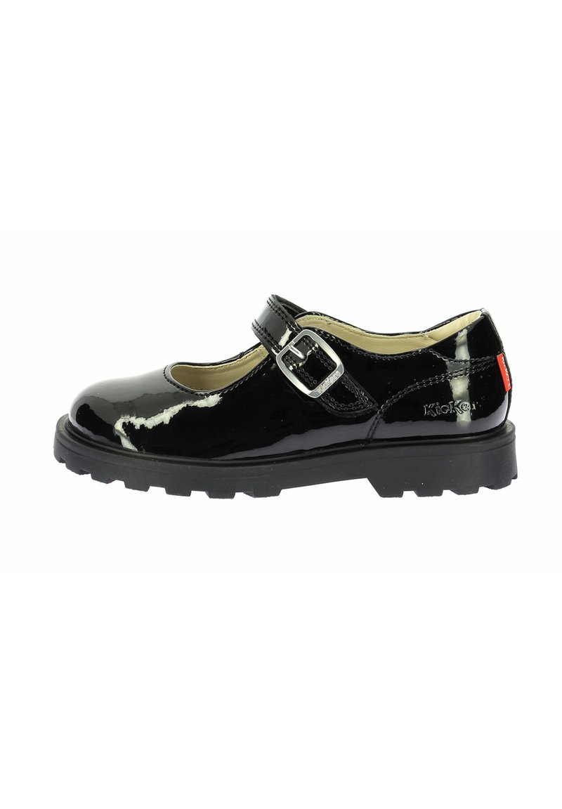 Scarpa Mary Jane in vernice nera con punta arrotondata, cinturino regolabile, fibbia in metallo e suola in gomma spessa con grip.