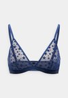 PACKS GIFT SINGLE TRIANGLE - Pihik - preppy navy