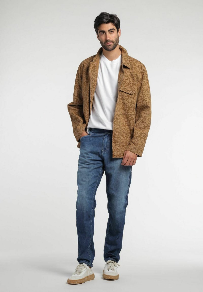 Jeans Straight Leg