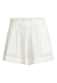 Shorts légers et blancs en tissu texturé et plissé. Dotés d'une taille élastique et d'un ourlet roulé pour un ajustement décontracté.