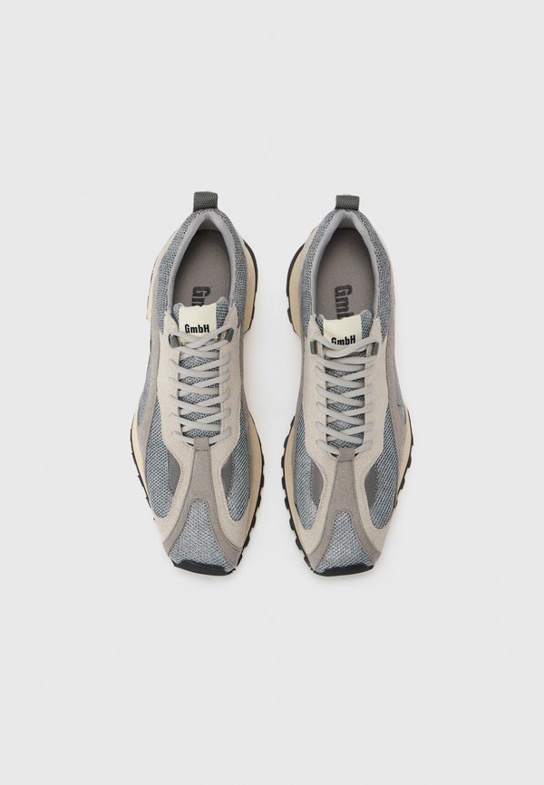 YLEM UNISEX - Trainers2