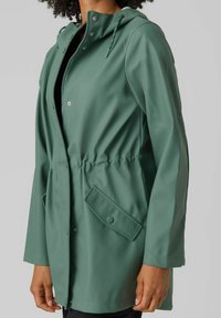 Vero Moda VMMALOU JACKET - Parka - dark forest
