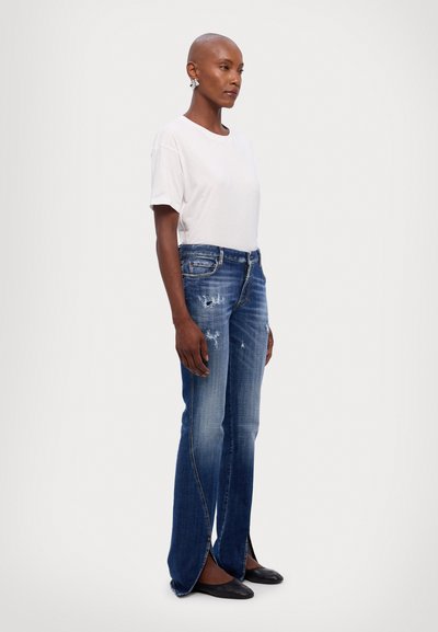DSQUARED2 ICON TRUMPET  - Platėjantys džinsai - blue denim