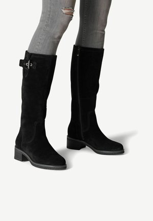Platform boots - black