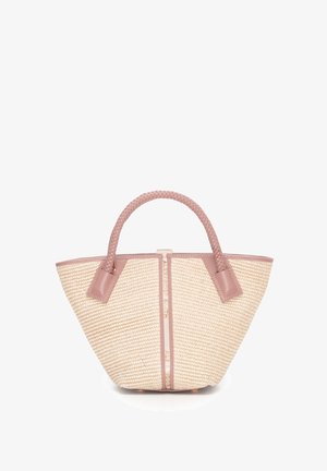 Borsa tote in paglia intrecciata con manici e rifiniture in pelle rosa intrecciata, con striscia centrale verticale con marchio in evidenza.