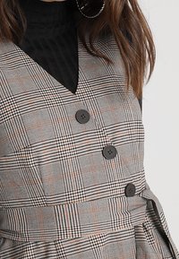mint&berry Vapaa-ajan mekko - brown