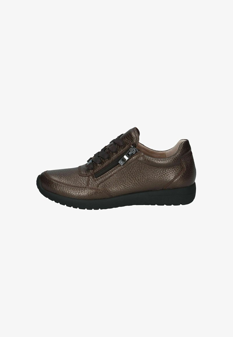 Chaussure décontractée en cuir marron texturé avec semelle noire, lacets noirs et fermeture éclair latérale sur fond blanc.