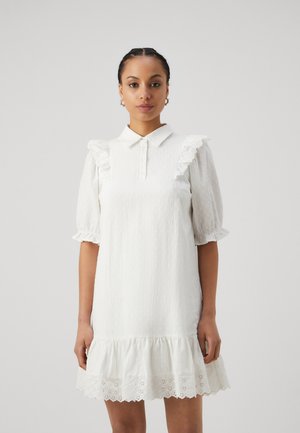 PCAGNETA 2/4 DRESS - Blousejurk - cloud dancer