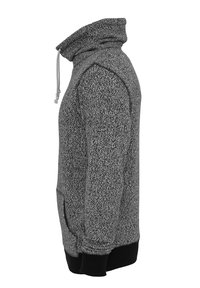 Mörkgrå hoodie med hög krage, dragsko och ribbade ärmslut. Tillverkad av strukturerad tyg med en kontrasterande svart nederkant.