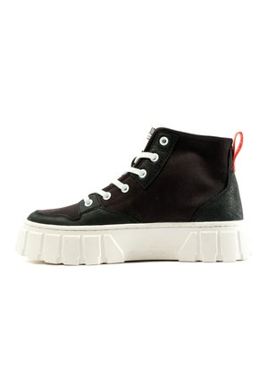 - Sneakersy wysokie