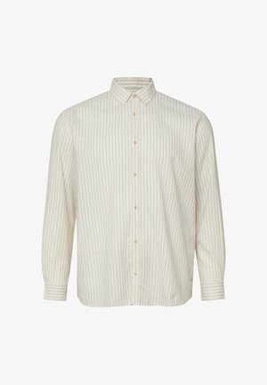 Beiges und weißes langärmeliges Hemd mit vertikalen Streifen, spitzem Kragen und knöpfbaren Manschetten vor einem schlichten weißen Hintergrund.