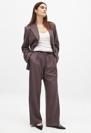 WIDE MID WAIST - Pantalon classique - soft plum