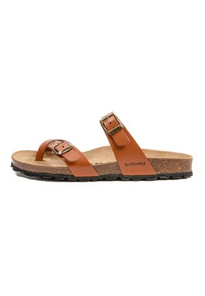 Sandales en cuir marron avec deux brides réglables, boucles dorées, semelle en liège et semelle en caoutchouc noir texturé avec un motif en vagues.