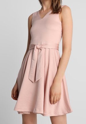 mint&berry Cocktailjurk - light pink