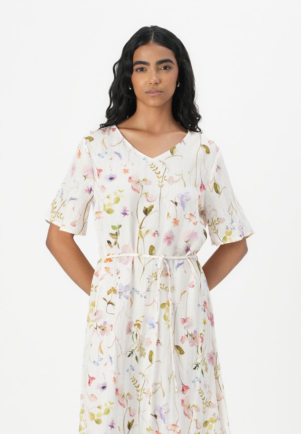 JDYVIOLA DRESS - Day dress - pristine2