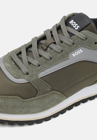 BOSS PARKOUR - Športni copati - dark green