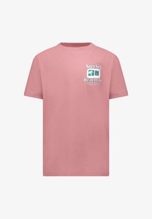 Korte mouwen, roze katoenen T-shirt met de tekst "SunSet" en "BeachLife" en palmboomgraphics in groen met witte accenten.