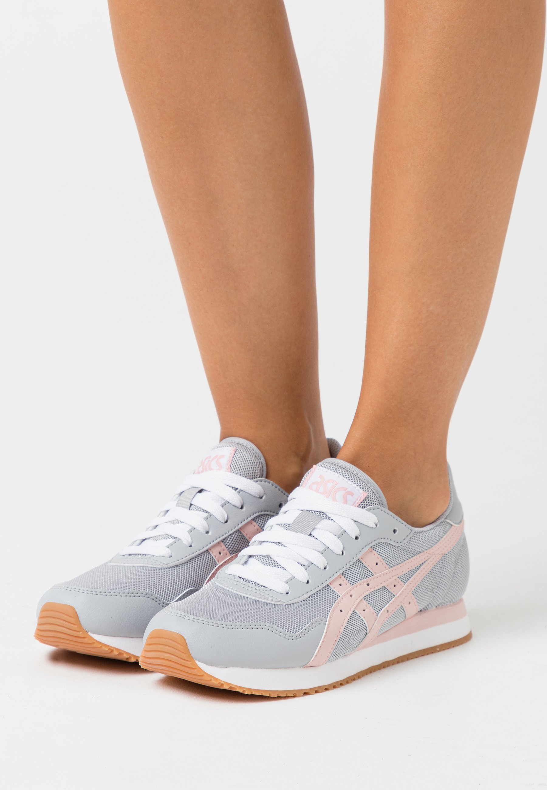 ASICS SportStyle TIGER RUNNER - Trainers - piedmont grey/ginger peach/dark  grey - Zalando.ie