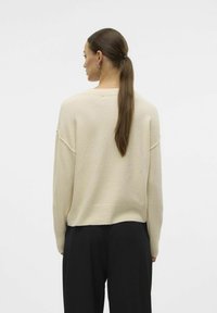 Vero Moda VMESTI - Jersey de punto - birch