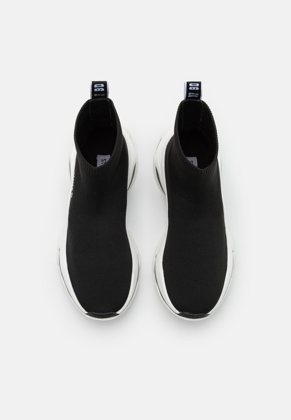 MASTER - High-top trainers3