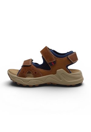 Sandalo aperto marrone e blu navy con suola spessa beige, cinturini regolabili in velcro alla caviglia e davanti, e pannelli laterali traforati.