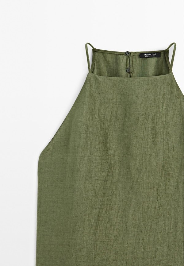 TEXTURED BLEND WITH GATHERED DETAIL - Blouse4