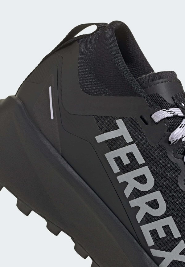 TERREX AGRAVIC TRAIL - Trail running shoes2
