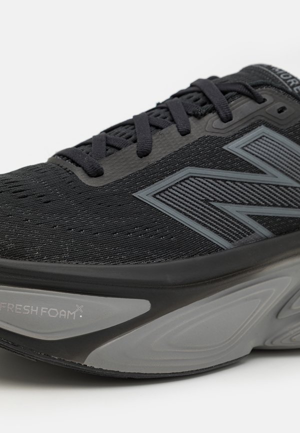 FRESH FOAM X MORE V4 - Road running shoes2