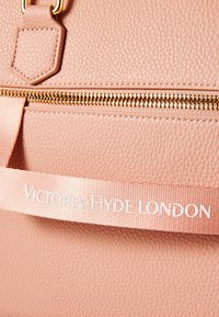 Victoria Hyde MARGARET  - Portfölj / Datorväska - rosa
