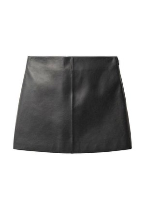 Gonna nera in pelle con una texture liscia, design aderente e silhouette minimalista. Presenta un dettaglio con cucitura centrale e una discreta cerniera laterale.
