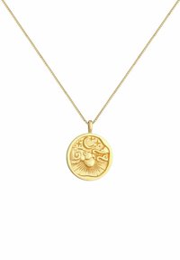 Collier en pendentif en or présentant un design circulaire avec des motifs en relief de soleil, lune et nuage, suspendu à une chaîne délicate.