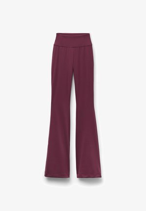Flared pants in deep burgundy, made of smooth, stretchy fabric. Features a wide, waistband and a clean hem at the ankles.