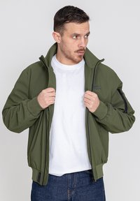 Bombers WILLISTON - Bomberjacks - kaki