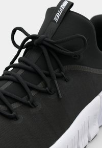 Thumbnail Image 4