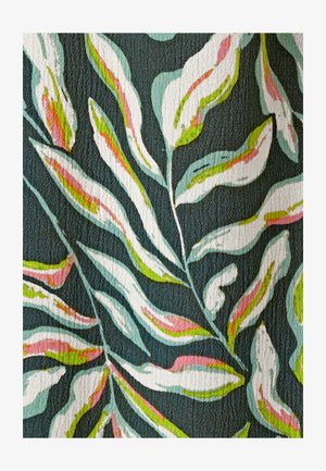Damart, GRAPHIC TREND - Shorts - dark foliage green