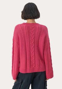 Part Two Sweter