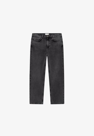 Jeans de ganga pretos de perna reta com fecho de botão, cinco bolsos e detalhes de costura subtis. O tecido tem uma textura suave e ligeiramente gasta.