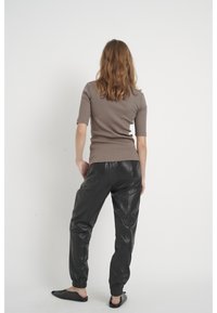 InWear T-shirt - bas - brown