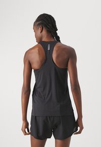 Under Armour - LAUNCH SINGLET - Top - black Miniaturna slika 1