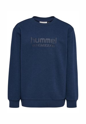 Marineblauwe sweatshirt gemaakt van zachte stof, met een ronde hals, lange mouwen en een verhoogde logo-tekst "hummel SPORTSWEAR" op de voorkant.