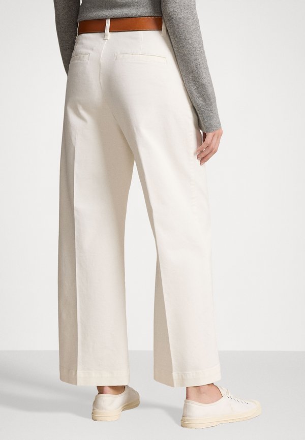 CHINO WIDE LEG TROUSER - Trousers2