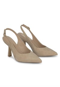 Décolleté in suede beige con punta affusolata, tacco largo e cinturino alla caviglia con fibbia color oro. Texture liscia, dettagli minimi.