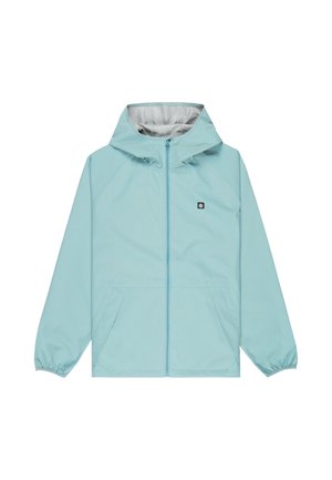 Jasnoniebieska kurtka z kapturem, zapinana na zamek z przodu, z elastycznymi mankietami, dwoma przednimi kieszeniami oraz małym kwadratowym logo na lewej piersi.
