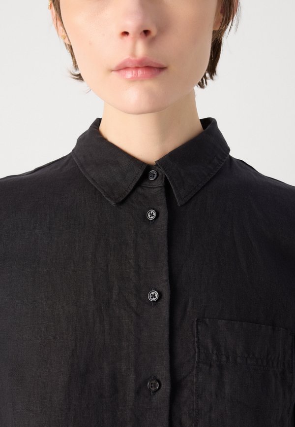 SHIRT DRESS A SHAPED 3/4 SLEEVE  SHORT LENGTH  BREAST POCKET - Shirt dress2