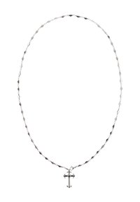 Sølv halskæde med et snoet kædedesign og diamantformede led, prydet med et lille korsvedhæng i midten.