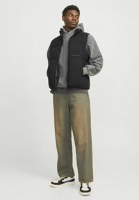 Jack & Jones Väst - black