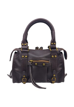 Petit sac à main en cuir texturé marron foncé avec double poignée, poche zippée frontale, clous en laiton et détails de sangle à boucle.